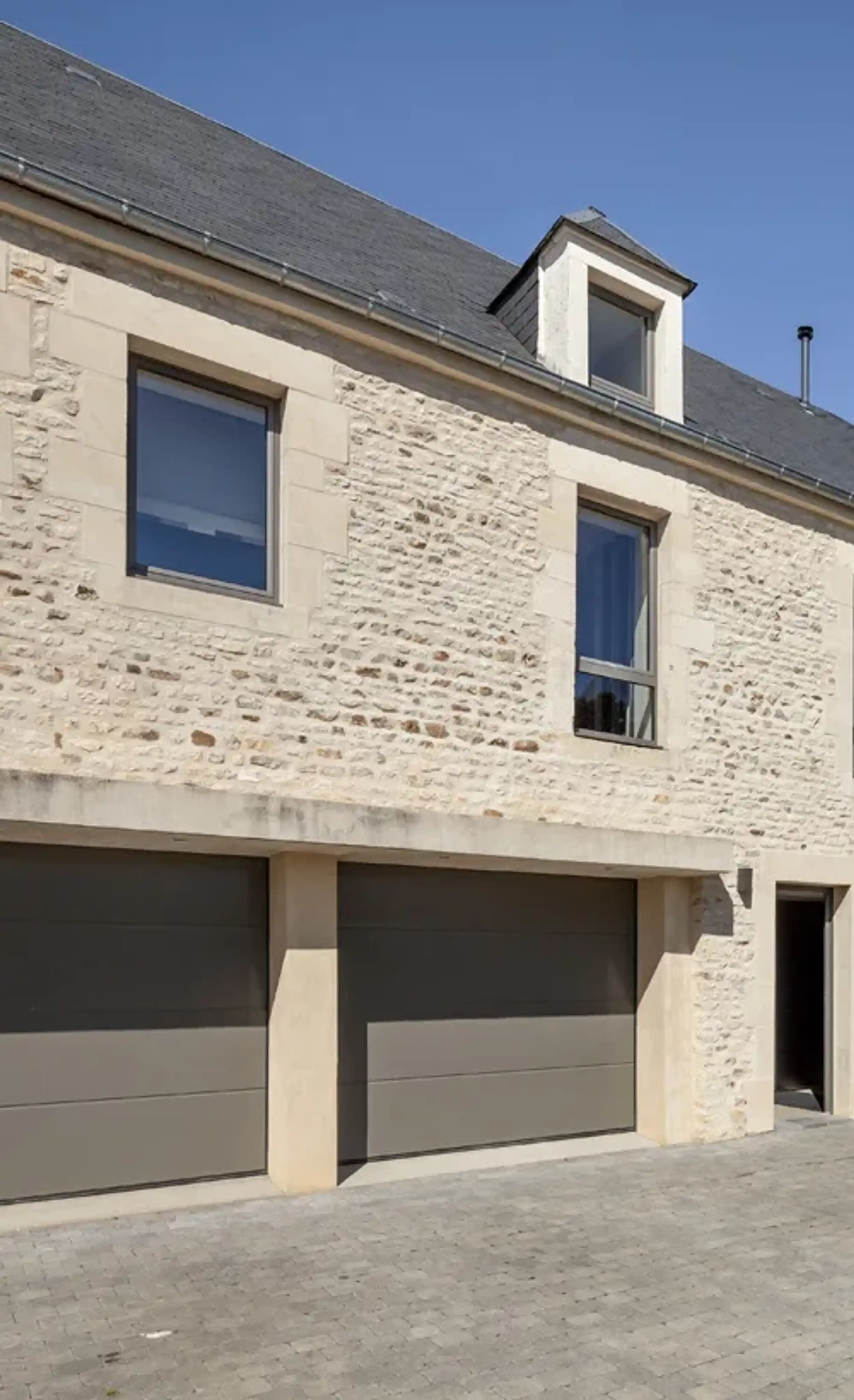 porte garage maison de maître